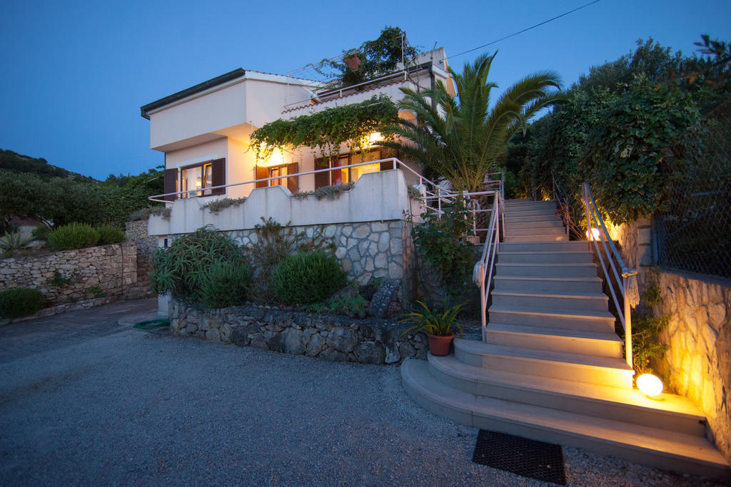 Villa Kate Vis Exterior foto