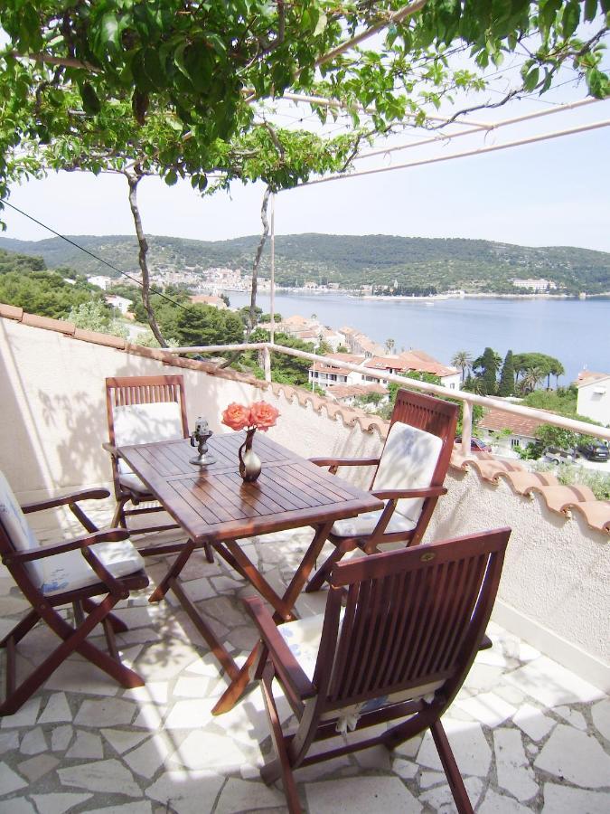 Villa Kate Vis Exterior foto